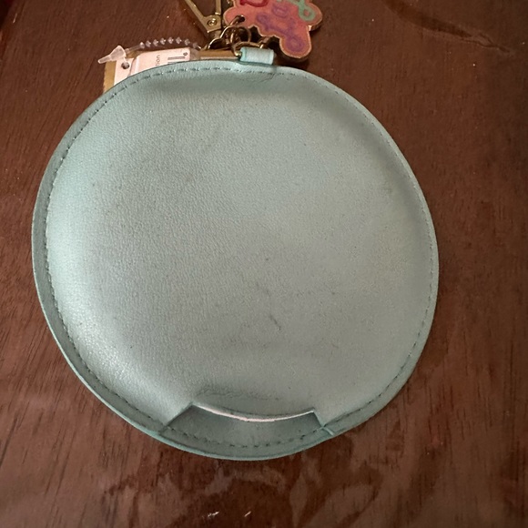 Power Bank - Picture 4 of 5